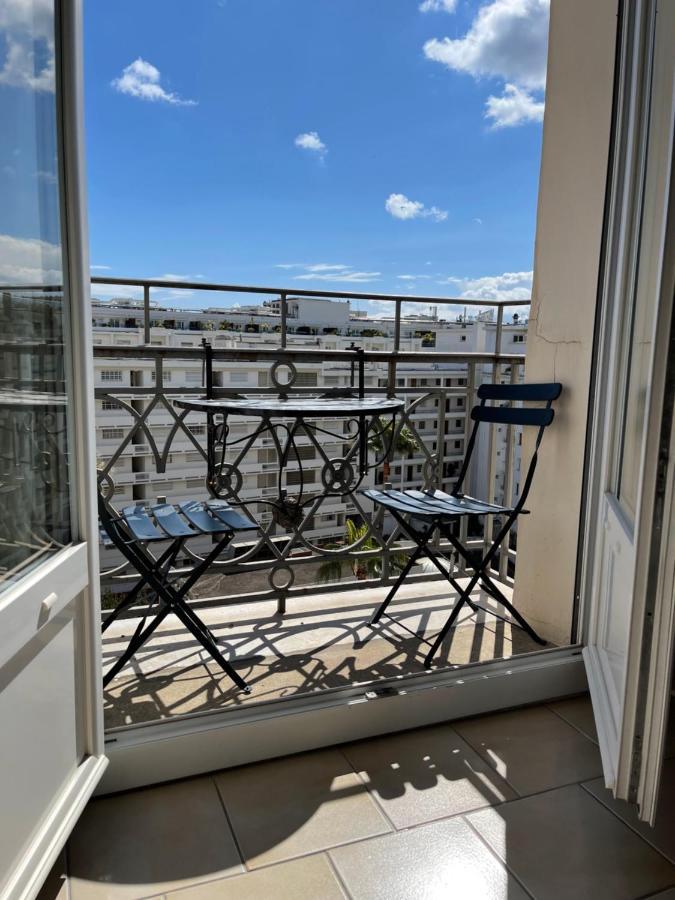 Cannes, Croisette, Palais Miramar Luaran gambar